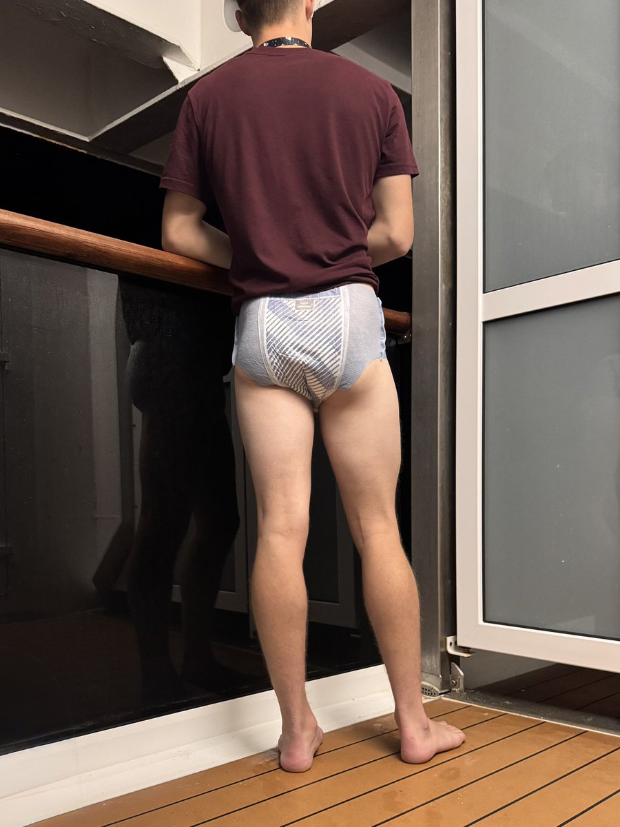 Who’s soggier, da ocean or me? 🤭 #abdl