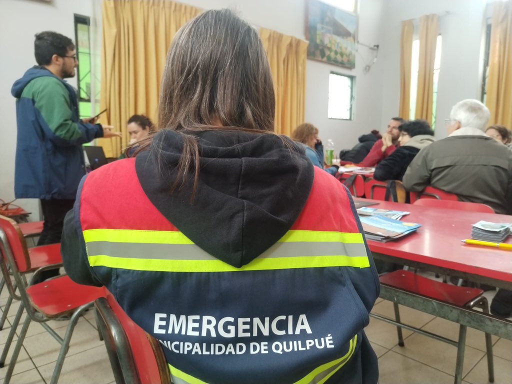 CONAF Valparaíso tweet media