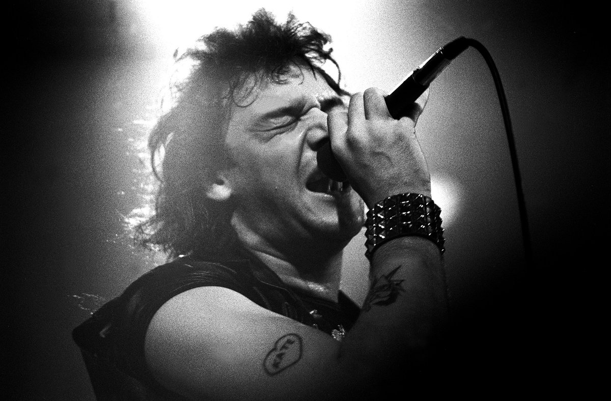 Former IRON MAIDEN vocalist PAUL DI'ANNO has passed away
revolvermag.com/music/former-i…