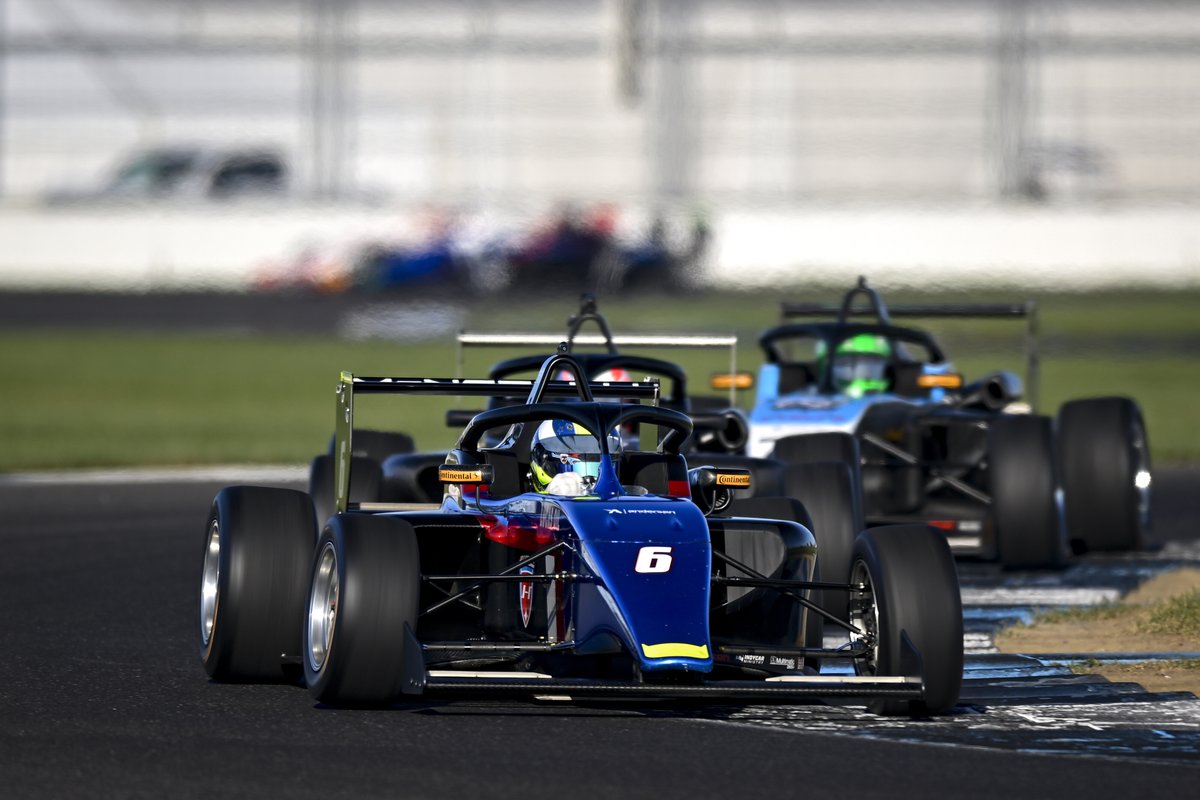 SpeedGroup1's tweet photo. McNeilly sets the pace as fastest driver in USF2000 at USF PRO Championships Fall Combine test

📰: https://t.co/QFSp7vhE6x

#WeWorkYouWin 🏁 | #USFPro #USF2000 #LiamMcNeilly @lmcneillyracing @FollowJHDD

📸 Gavin Baker Photography https://t.co/7123L3uyeY