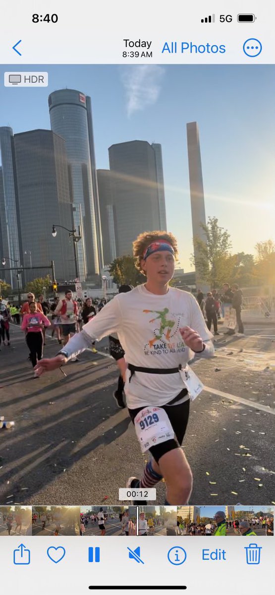 LifeLabKids's tweet image. 🎉 A huge shoutout to all our teams who participated in the Detroit Free Press Marathon on Sunday! Your teamwork was truly inspiring. 🏅💪 #DetroitMarathon #TeamSpirit #lifelabkids