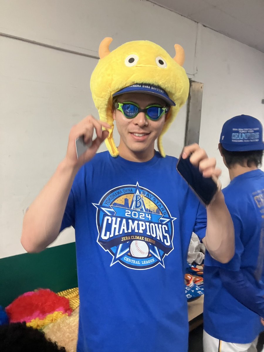 ydb_yokohama's tweet photo. 祝勝会に向けて準備は完璧です！！✨

#中川颯 選手 
#京田陽太 選手
#JERAクライマックスセ 
#baystars https://t.co/nN72HsJ0hR