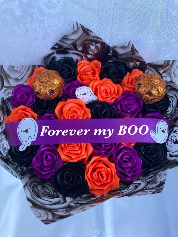 sznixix's tweet photo. Spooky Bouquets 😍 https://t.co/cLzT04igdS