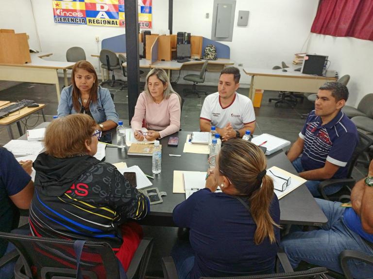 #TRUJILLO | Inces desarrolla encuentro con la comunidades de aprendizaje e investigación Redi los Andes.

Esta iniciativa educativa se extiende a todo el país acortar.link/bpJViU 

#LaTécnicaQueInspira