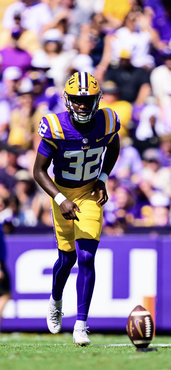 Aeron “Bigfoot” Burrell tweet media