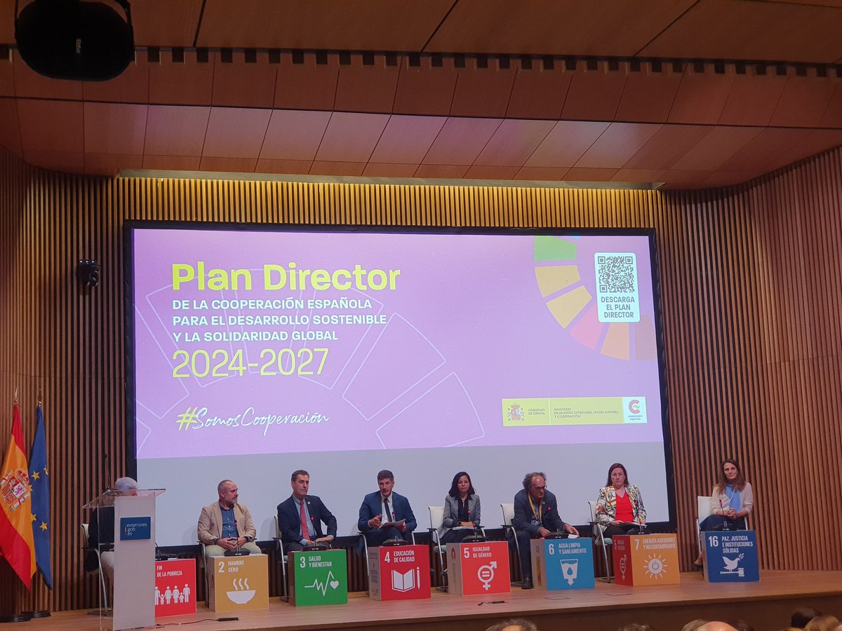 Hoy se presenta el Plan Director 24-27 de la <a href="/AECID_es/">AECID</a> Desde <a href="/Educo_ONG/">Educo</a> hemos trabajado junto otras ONGs para que la infancia, la educación, la acción humanitaria y la educación para la ciudadanía global ocupen el espacio que se merecen en nuestra cooperación #SomosCooperación