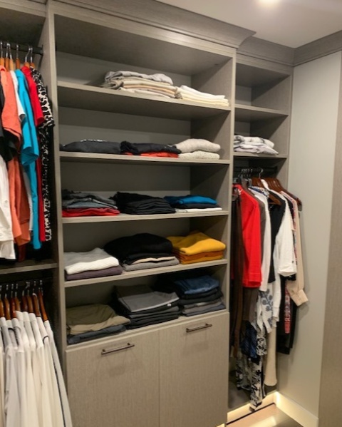 NEnglandClosets's tweet photo. Say goodbye to clutter and hello to custom! From tailored shelving to smart storage, we create closets that work for your lifestyle.  

#NewEnglandClosets #CustomClosets #ClosetDesign #Organization #HomeDesign https://t.co/X7a775sxst