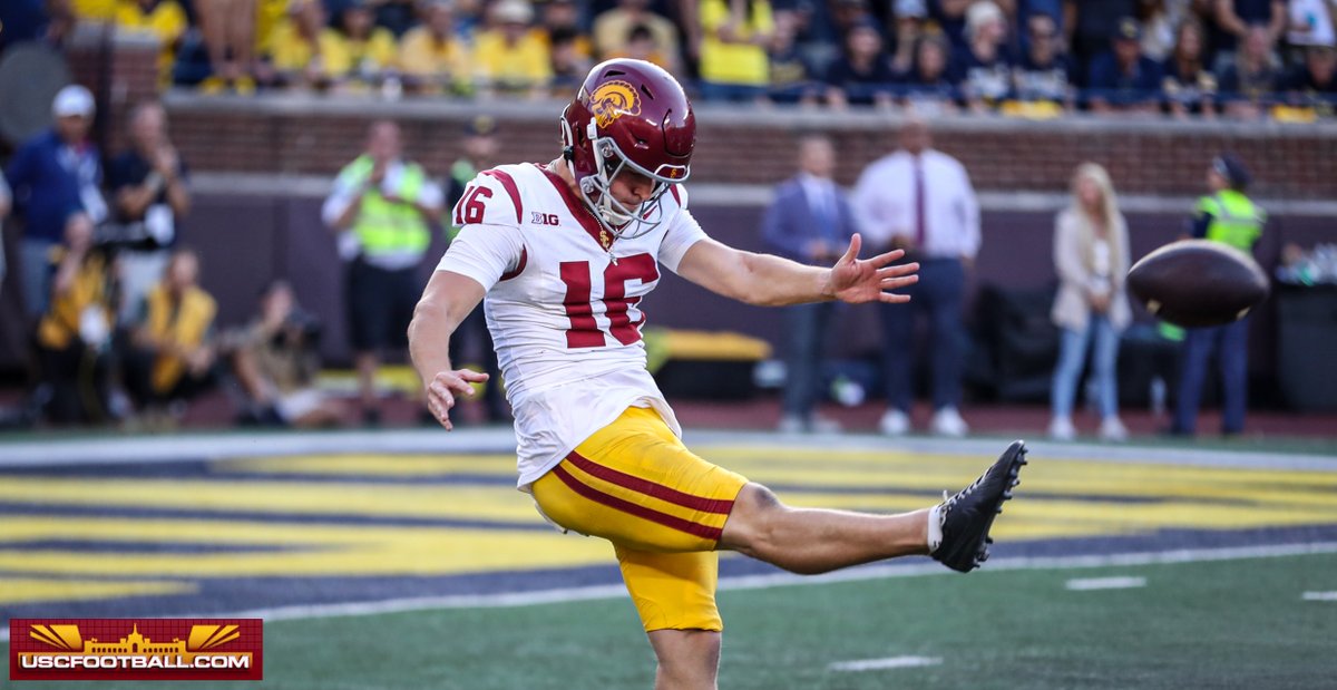 Shotgun Spratling (@shotgunspr) on Twitter photo #USC punter Eddie Czaplicki is averaging 49.4 yards per punt, which would be tied for the national lead, if he had enough punts to qualify. (He currently has 3.57 punts per game. Minimum to qualify is 3.6.)
The punt unit is second in the nation in net yards per punt at 46.2. #USC punter Eddie Czaplicki is averaging 49.4 yards per punt, which would be tied for the national lead, if he had enough punts to qualify. (He currently has 3.57 punts per game. Minimum to qualify is 3.6.)
The punt unit is second in the nation in net yards per punt at 46.2.