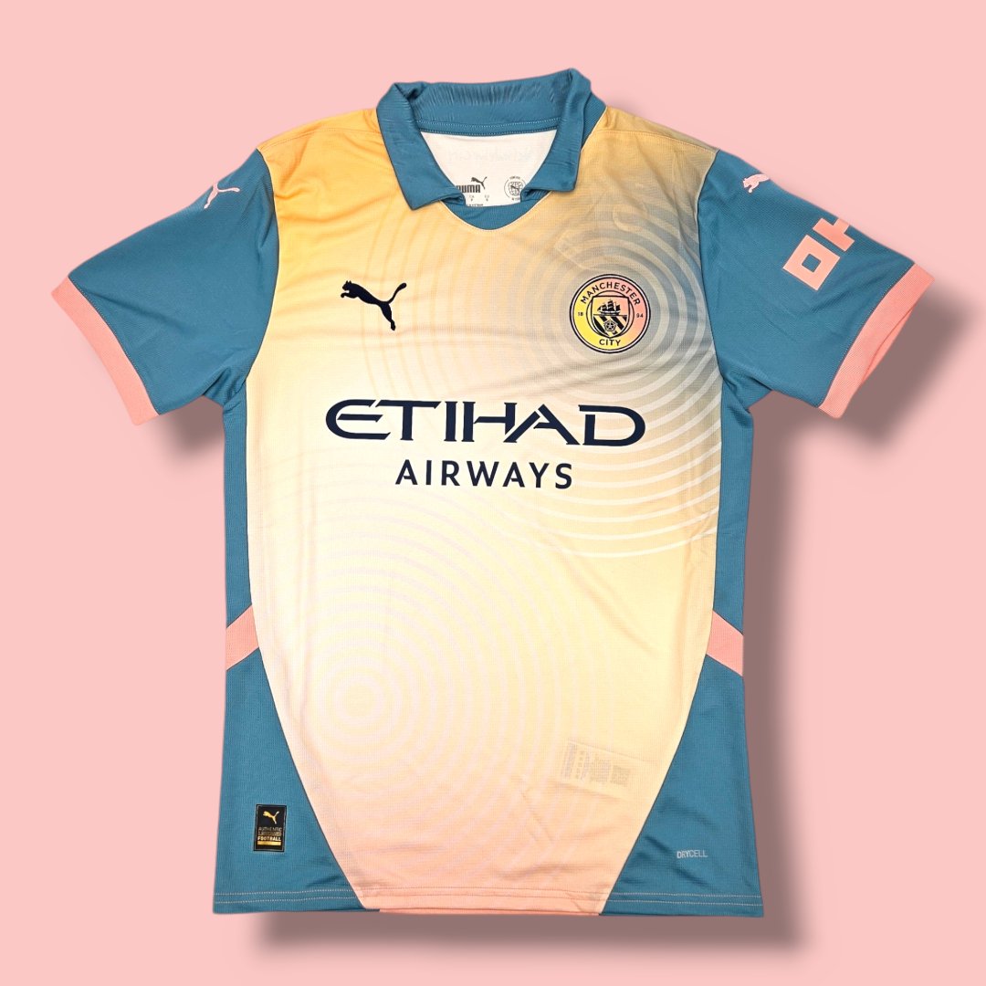 footballfinery's tweet photo. We have just dropped a batch of the Manchester City 2024/25 Fourth Shirt on the site.
A future classic? Definitely Maybe! 👇
https://t.co/iAiL0G6dm7
Various sizes available for just £65!
#manchestercity #oasis #mancity #definatelymaybe #footballshirts https://t.co/8BXWf4hBCI