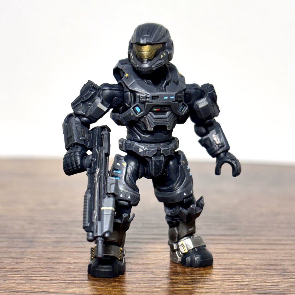 TheGcustoms's tweet photo. Hyper Lethal Vector - B312
.
.
Check out my latest piece, Noble Six! Based on his direct in game model, I managed to hand paint some of my smallest details yet, such as the facial logos and “UNSC” on his helmet! Enjoy! #haloreach #halo #halospotlight #miniartist https://t.co/rKMzcDb2p5