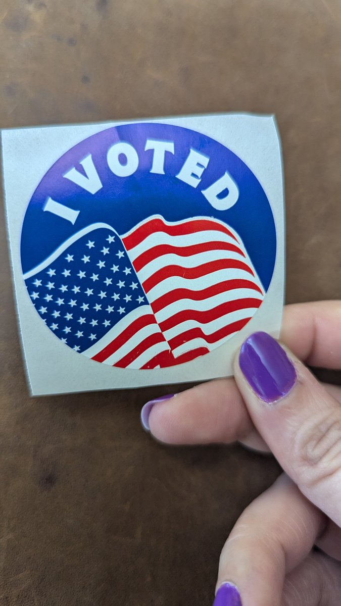 maya (@msjumpingjax) on Twitter photo 