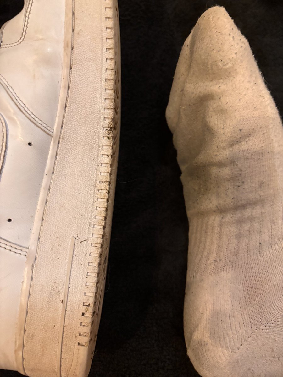 Airmax-Slave tweet media
