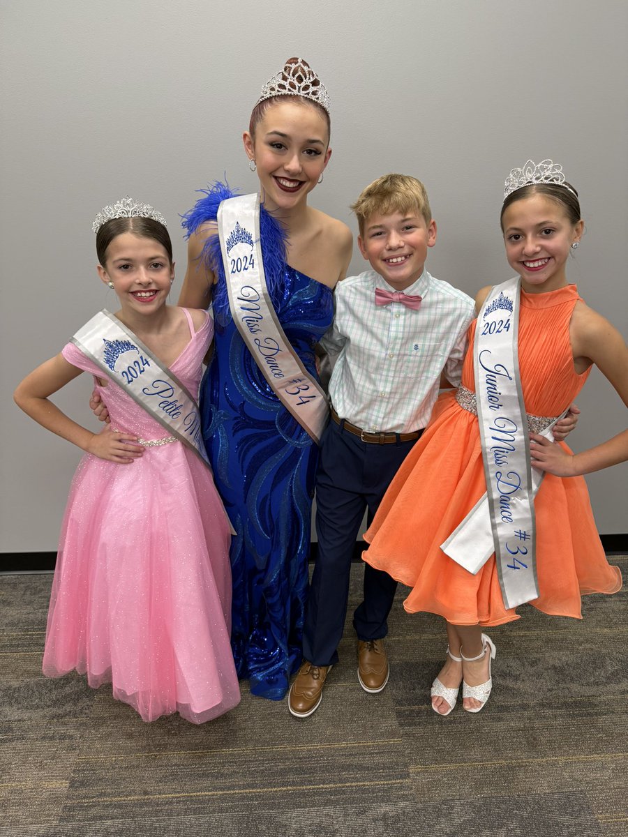 thedanceavenue's tweet photo. This weekend, 4 of our TDA dancers got to pass down their titles with Dance Masters of Mid-America, Chapter 34. 

We are so proud of each of them and how they represented DMMA Chapter 34 as well as TDA and themselves. 

Congratulations to Emma, Preston, Madison and Brooklyn! https://t.co/lZ9P4vSz8N