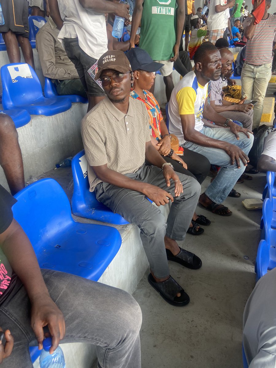 OBaller4's tweet photo. Ikorodu FC 4 Vs 2 Lobbi Starts 
@oneistvv https://t.co/1PKdX9A9LH