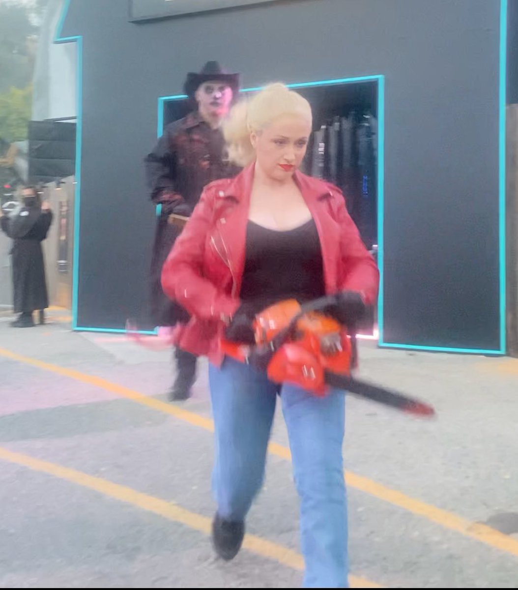 Terror tram: enter the Blumhouse just droped on YouTube click here to check out the video⬇️⬇️⬇️
youtube.com/watch?v=06-ke2…