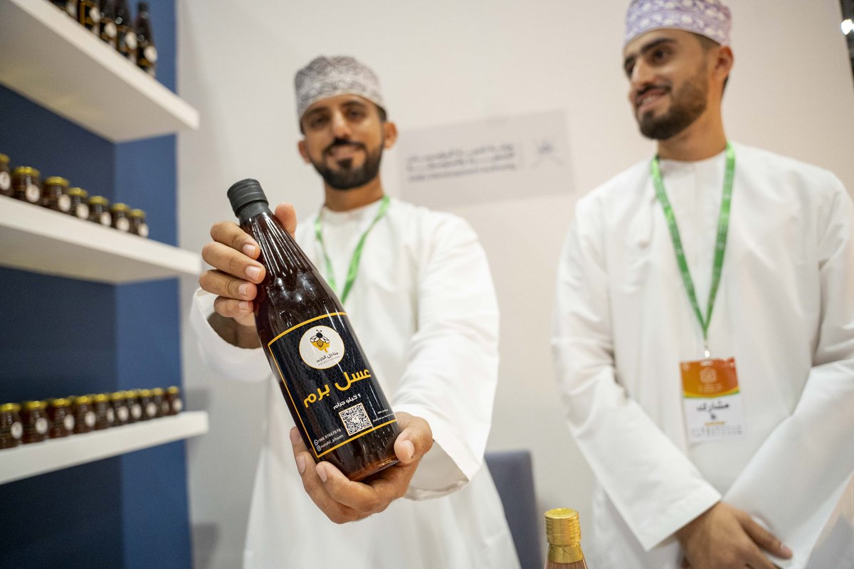 ضمن #المعرض_الدولي_للتمور_والعسل 🍯🌴
وبدعم من هيئة تنمية المؤسسات الصغيرة والمتوسطة … 
نخبة من المؤسسات الصغيرة والمتوسطة تتألق بمنتجاتها في ركن الهيئة بالمعرض  

نرحب بزيارتكم لهم في مركز عمان للمؤتمرات والمعارض

🗓️20-26 أكتوبر 

#تمكين_ونمو_مستدام