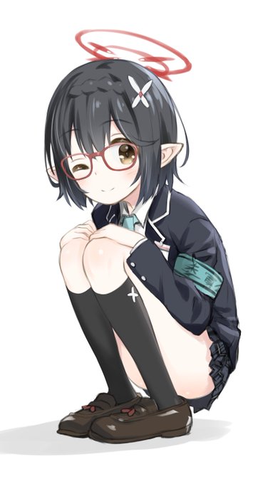 ヨースターショップで見たダイカットクッション奥空アヤネさんがウィンクしてきてかわいいやんっと思って描いたやつです… 