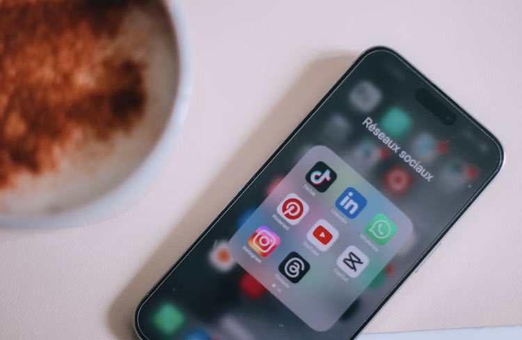 WeDeliverSocial's tweet photo. Pinterest is a social media platform that’s designed to share visual content. Many users discover new products and trends on Pinterest! https://t.co/OygHuUm32A