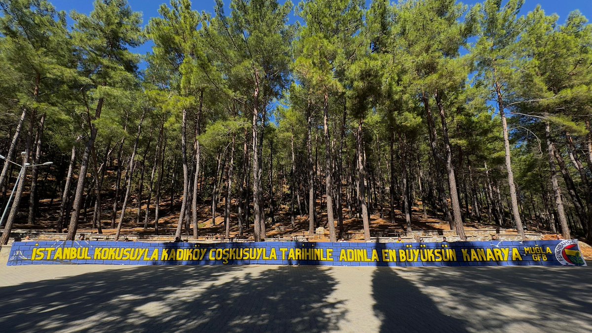 EL EMEĞİ GÖZ NURU 35 METRE PANKARTIMIZ!