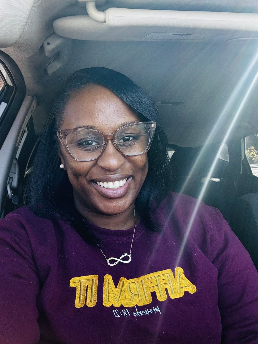It’s my favorite holiday!!🥳💕😬
Happy Birthday to Me!!
