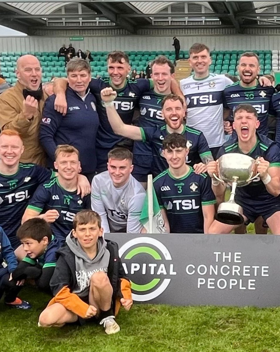 lwsupporters's tweet photo. Congratulations to our @LondonWelshRFC Irish winger Adam Dunne on winning the London Senior Football Championship title with North London Shamrocks @theshamrocks1 ☘️☘️☘️ https://t.co/e26yReeFcd