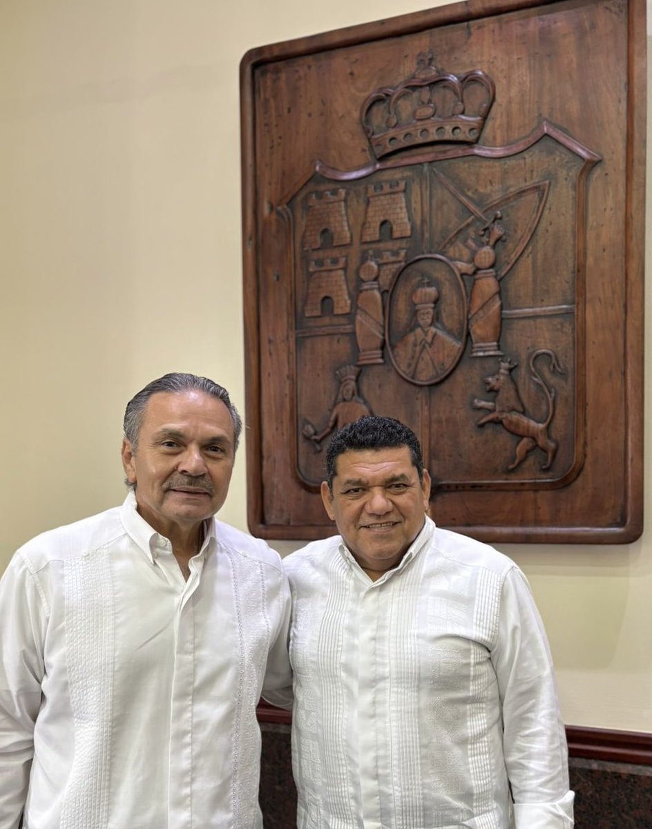 OctavioRomero_O's tweet photo. Iniciamos la semana acompañando a nuestro amigo, el gobernador de Tabasco, @TabascoJavier en la Conferencia del Pueblo del @Gobdetabasco 
@Infonavit 

#2ndoPiso4T 
#ConstruyendoJuntos https://t.co/1clt4SyGsF