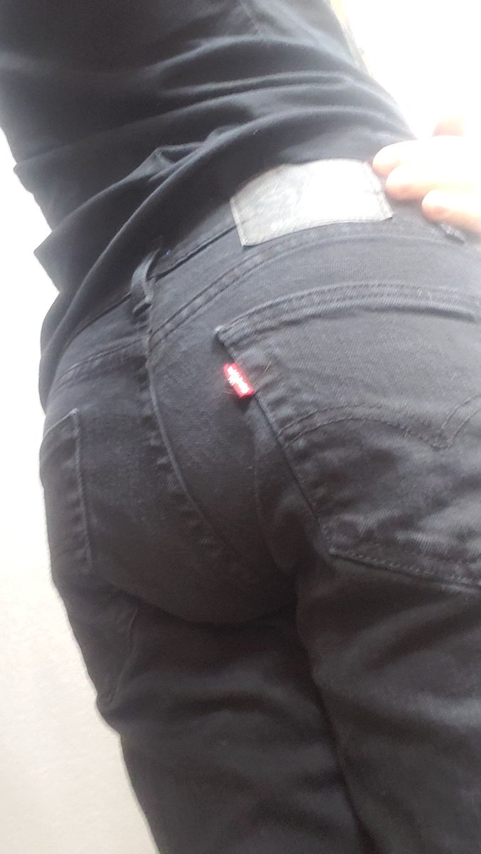 qrtfg_ad 🔞 tweet media