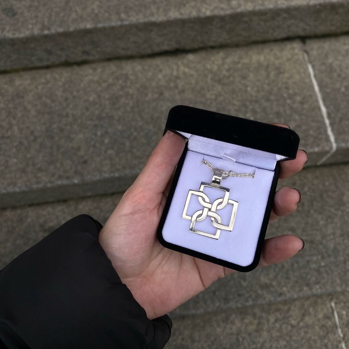 No la quiero, la necesito...