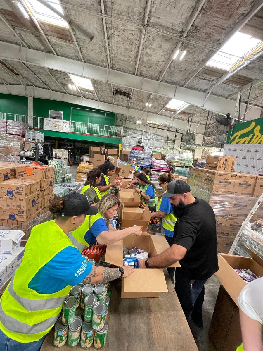 SimplyFl's tweet photo. @ElevanceHealth Foundation, the philanthropic arm of Simply, Freedom, Optimum &amp; Health Sun, awarded @FarmShareFL  $10,000 for hurricane relief. https://t.co/EqXS2htfP9