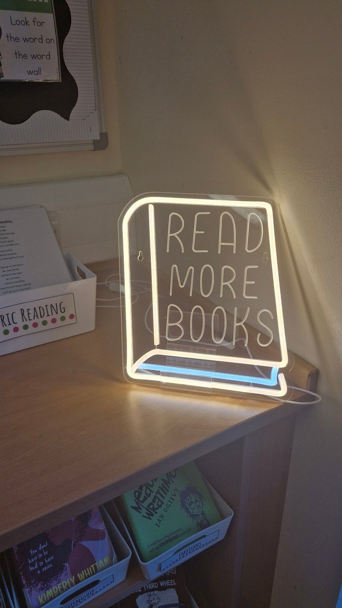 MissHarvey18's tweet image. Love this new addition to my class library.

#classlibrary #readingforpleasure #rfp
