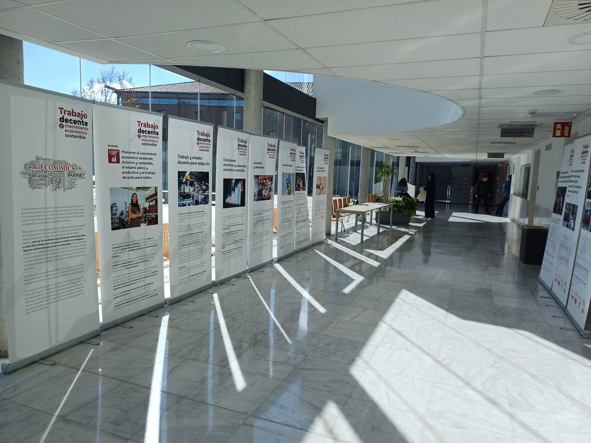 📍 Servicios Centrales de la #UBU. Planta Baja
🗓️ 21-27 de octubre
En el marco de la Semana Solidaria de la Universidad de #Burgos, a través de una exposición damos a conocer entre la población el #ODS 8 que busca el trabajo decente y el crecimiento económico.