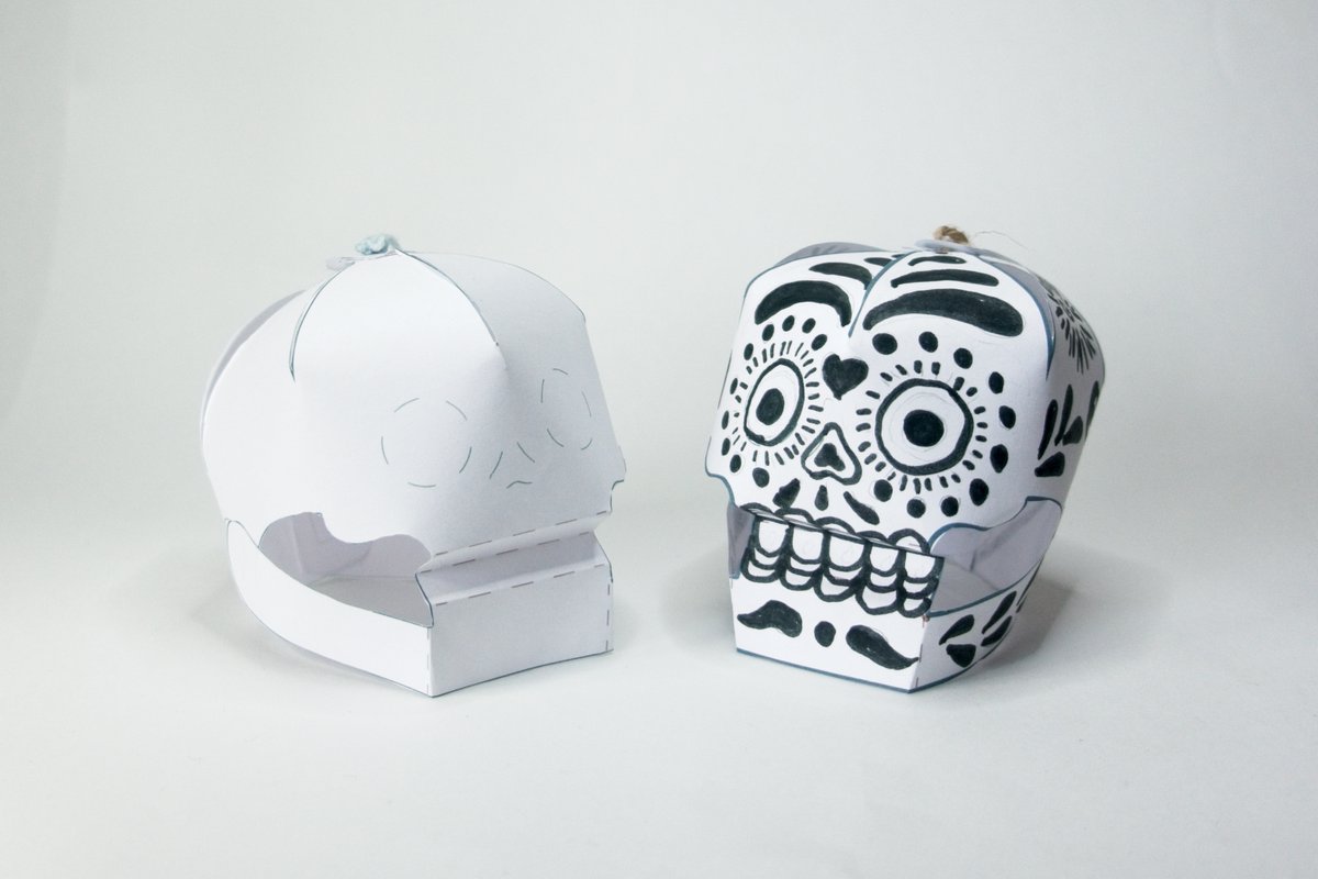 TizCreel's tweet photo. Come for the crafts, stay for the culture 🌸✨
Celebrate the Day of the Dead in South Kensington!
🌙✨  More info @Royal_Sculptors 

🎨 Workshop Highlights:
🟠 Paper Marigold Flowers
🔨 Embossed Metal Ornaments
✂️ Papel Picado (Paper Cut Banners)
🎭 Skull Paper Ornaments and Mask https://t.co/Om67EOSoOO