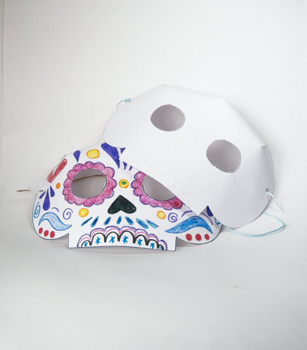 TizCreel's tweet photo. Come for the crafts, stay for the culture 🌸✨
Celebrate the Day of the Dead in South Kensington!
🌙✨  More info @Royal_Sculptors 

🎨 Workshop Highlights:
🟠 Paper Marigold Flowers
🔨 Embossed Metal Ornaments
✂️ Papel Picado (Paper Cut Banners)
🎭 Skull Paper Ornaments and Mask https://t.co/Om67EOSoOO