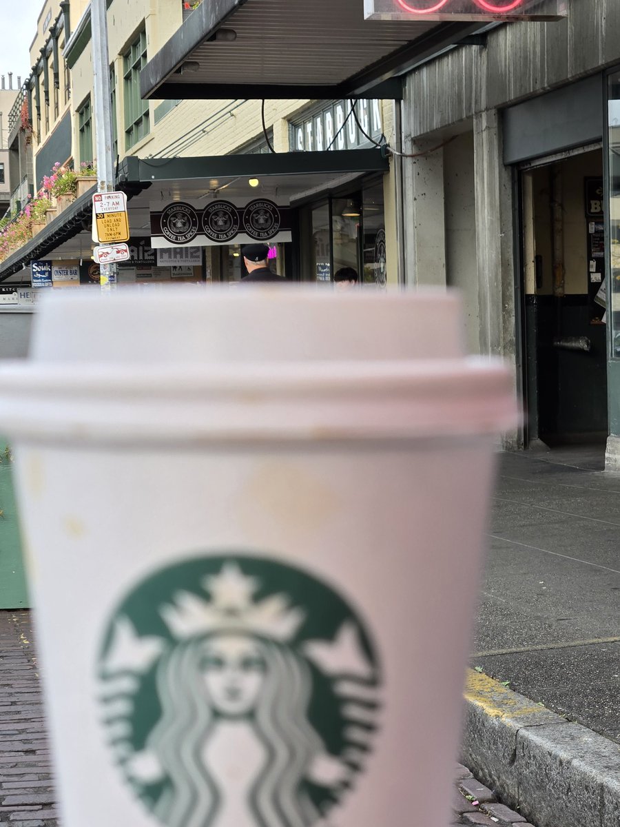 Tony -H4773r- Elfson tweet media