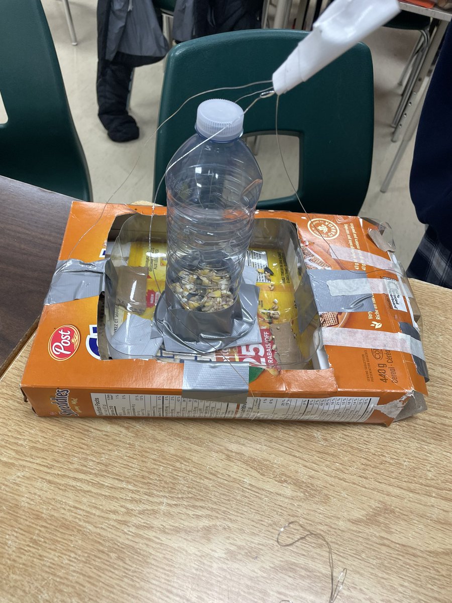 MrsAlvesClass's tweet image. Testing out @MrTriasSJHN Gr. 7 students bird feeders today! @CNEWM_DPCDSB #EngineeringDesignProcess