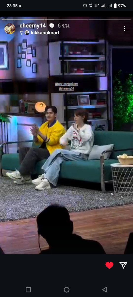 JR_02052536's tweet photo. พึ่งว่าง ยังตามเพื่อนทันโน๊ะ 😁 🐼🐻#เต้ยเชียร์ https://t.co/9mxFBLSmqe