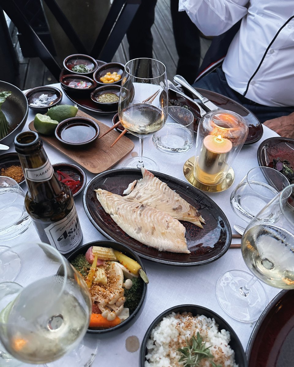 tbracamonte_'s tweet photo. WE ACCEPT THE LOVE WE THINK WE DESERVE

#mun_restaurant_paris

#tbt2023 #PARIS #dreamscometrue #beautiful #enjoy #life #love https://t.co/Qm4OenO9AG