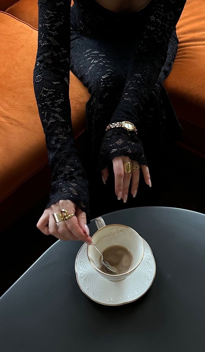 Diorgirlx's tweet photo. chic https://t.co/GH0OQBn38t
