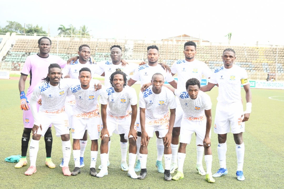 EmmaOfori16's tweet photo. A slim win for us yesterday🙏🏿another clean sheet it was🧤🙏🏿now all focus is on Sunday🦁 #GYEDi🦁🧟♂️🧤 #MIGHtY🔥 #RIPRAFFA🥹🙏🏿🕊️ #upSUNSHINE🟠🔵 @ssstarsupdates @jargobann @naija_image @Mhounique1 @Iam_agt @mekus102 https://t.co/h6pTxJzUBT