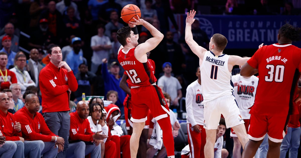 fleischman_noah's tweet photo. Michael O'Connell hit one of the biggest shots in NC State's postseason history last March. That buzzer-beater seemed to take his confidence to a new level this season.

"He's booming. The guy's playing at a really high level."

On @MichaelOC_12: https://t.co/4VNcaw2AxL https://t.co/HPY1PjJqbK