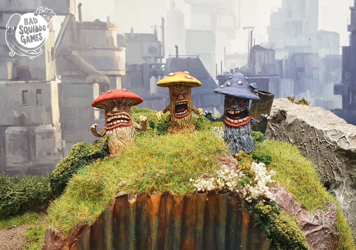 After the fallout, things seemed fairly normal, unusually normal. Then... oh no wait it's totally not normal, of course - duh.

[Mushroom Ladz out now! Sculpted  by Al Maguire, shown painted by Berlintuesday Studio, other terrain by Berlintuesday Studio, backdrop by Jon Hodgson.]