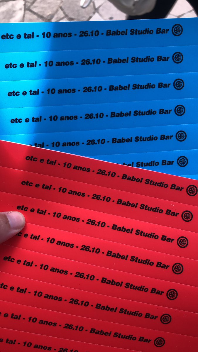 xicoalmeida1991's tweet photo. Dia 26.10 a gente comemora os 10 anos da #etcetal … vamo comemorar comigo? Todo mundo bem louco e bebado 🍻 compra teu ingresso, me chama, me chamaaa https://t.co/VysSZLbzDm