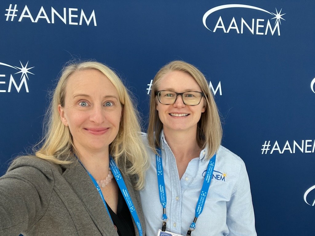 AmberVocelle's tweet photo. Highlights from AANEM's annual conference 
-catching up w/ friends and learning from exceptional mentors @IleanaHowardMD 
-discussing implementing new techniques w/ MSU colleagues
-working w/ Nakul Katyal, @zach_london on YLC
-meeting w/ current and past UofM NM fellows
#AANEM https://t.co/vrYFHAwNfp