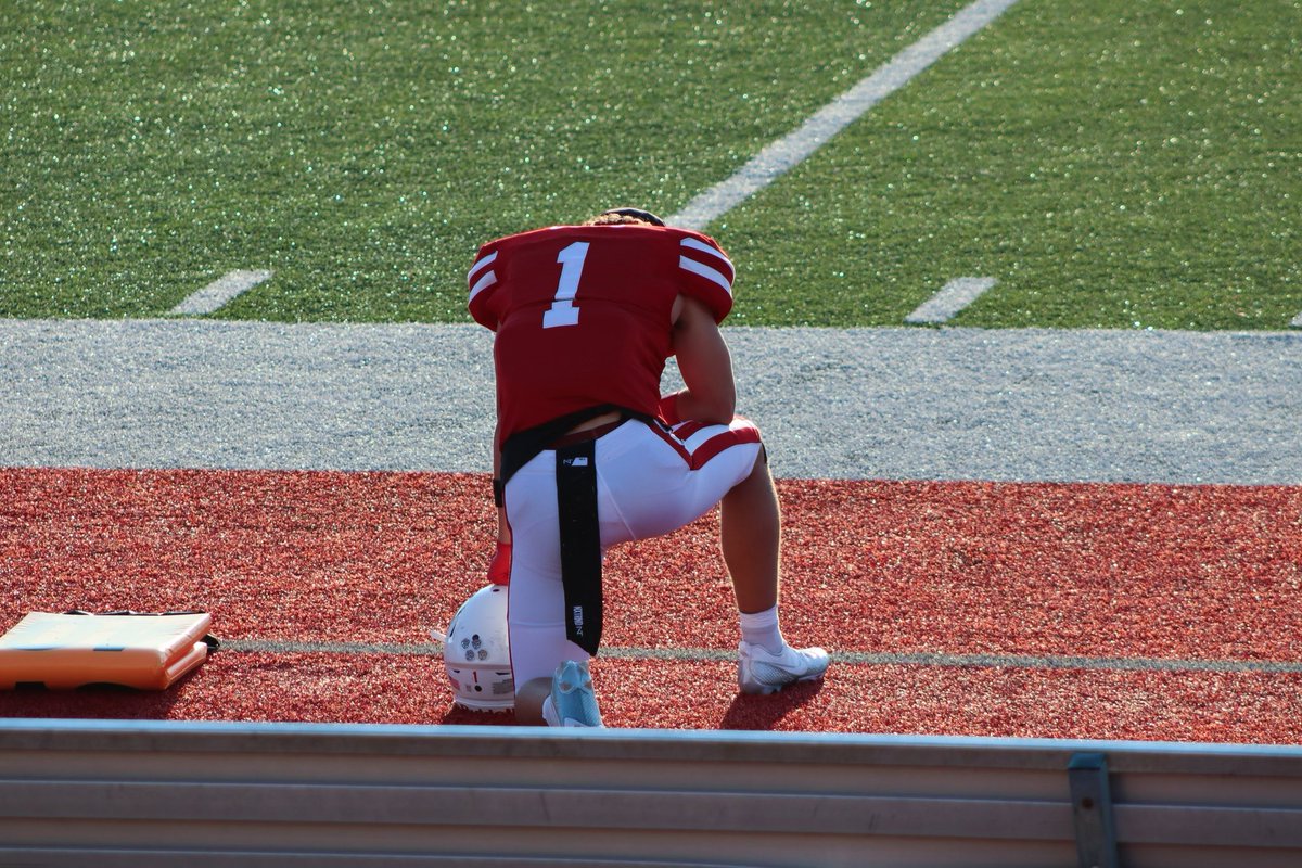 jake4dyer's tweet photo. Regular Season Highlights 

724 Receiving Yards
193 Rushing Yards
190 Passing Yards
716 Return yards

1,823 Total Yards
11 total tds

https://t.co/2FaWQilMlX https://t.co/8hgjAeTUWd