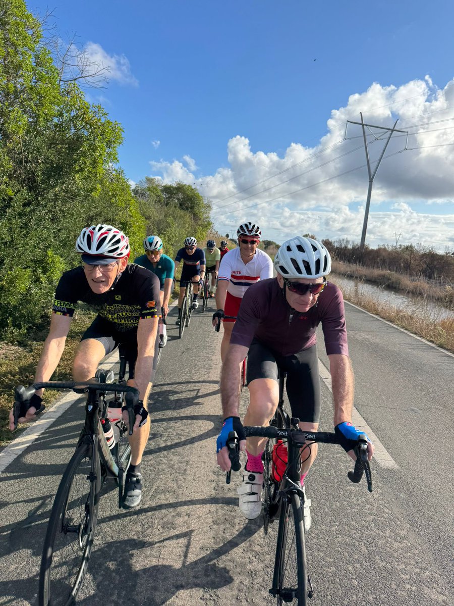 LEGRO's tweet photo. Some more pictures of todays ride #legroscyclingexperience #mallorca #secrettraining #ElBistro #cyclinglife https://t.co/LRJLLPVV0U