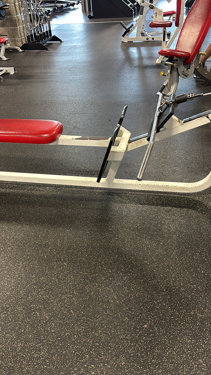 NextLevelSupps4's tweet photo. Back day!! What did you hit today?
#gymfit #supplements #gymlife https://t.co/cnPrUJYp2b