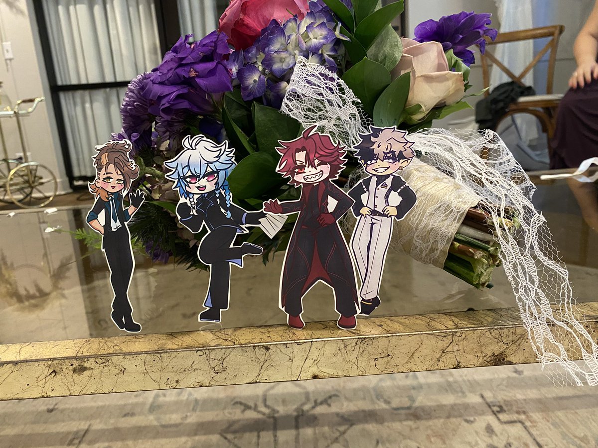 OtterCollisions's tweet photo. Thank you @hincaru for the wonderful artwork! Glad to share my special day with the boys @crimzonruze @jurardtrexford @octavio_holo @goldbullet_en https://t.co/0vO8xzeM9k
