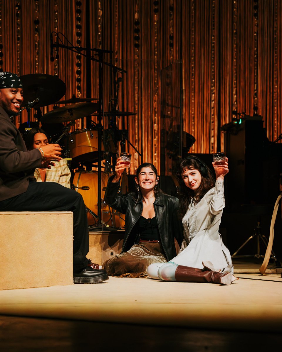 Capturesbyseth tweet media