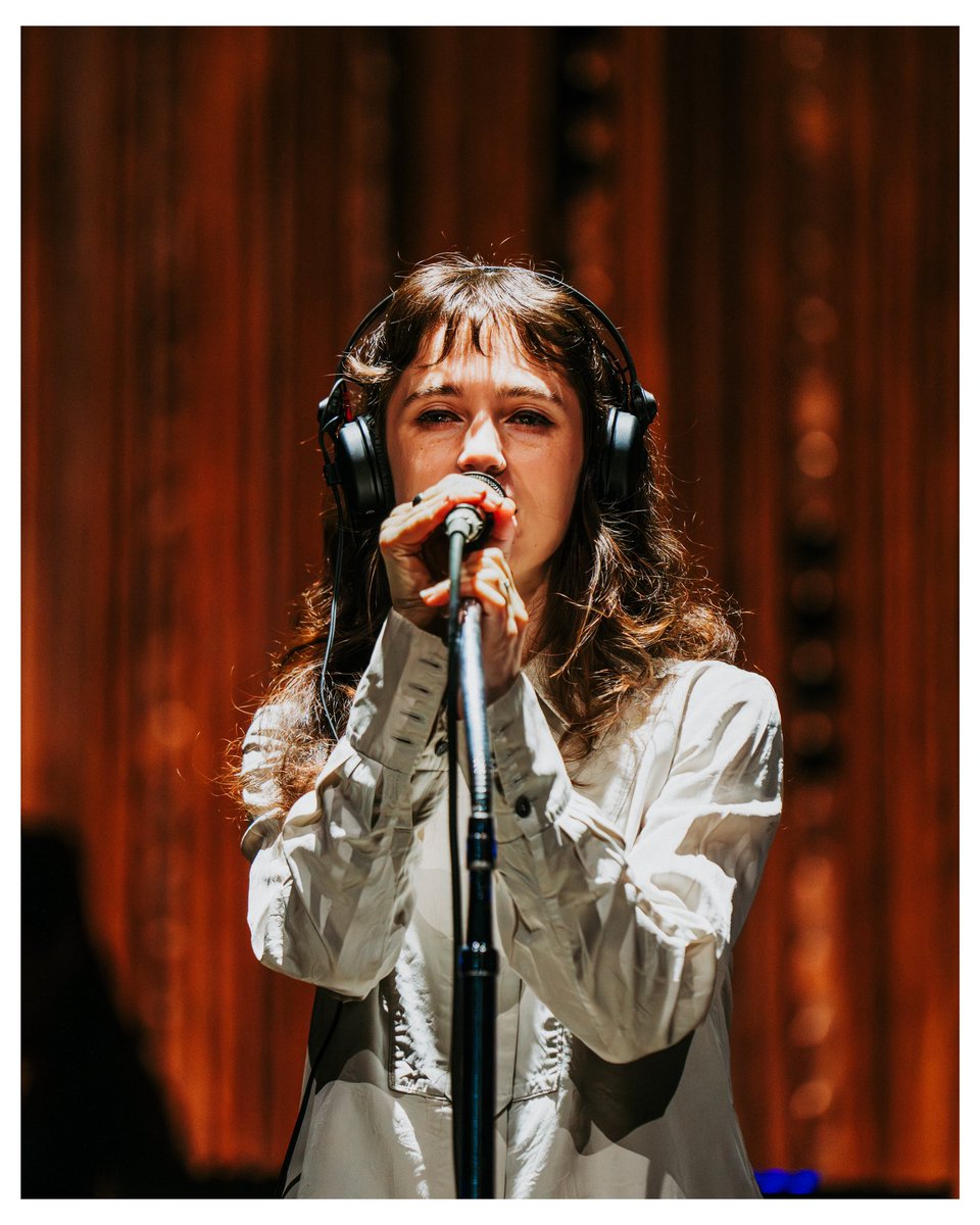 Capturesbyseth tweet media