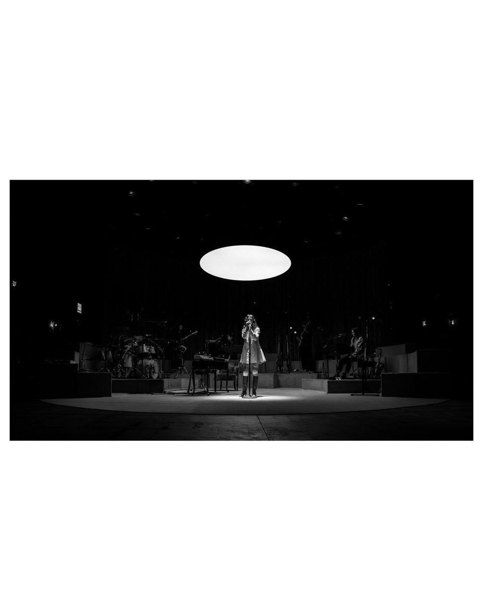 Capturesbyseth tweet media